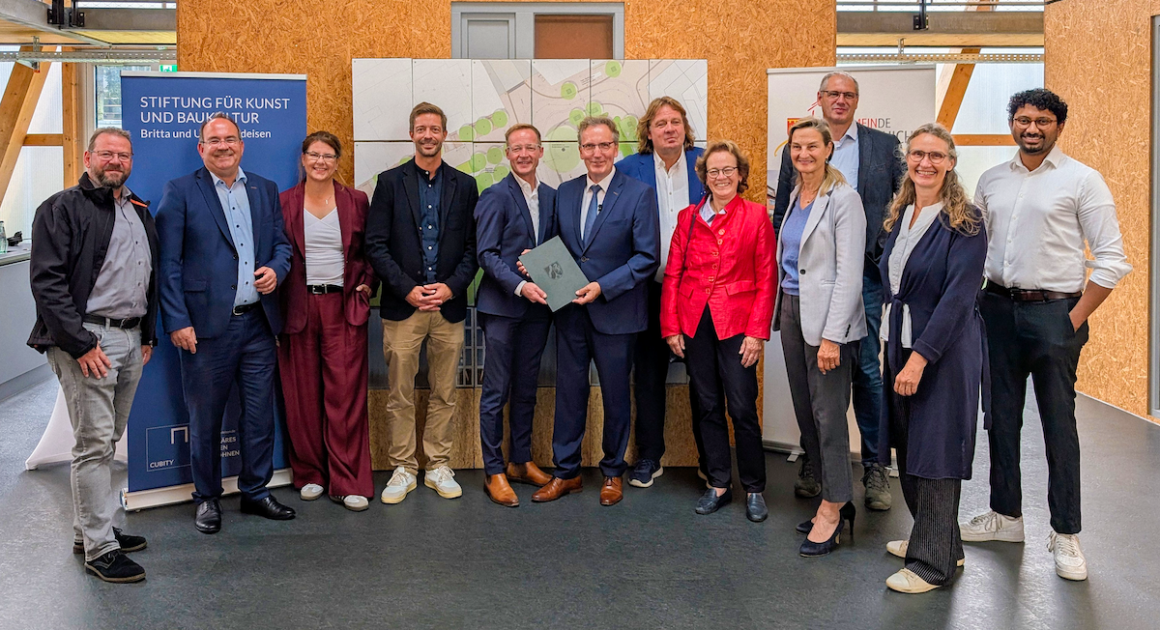 Förderbescheid für die Neugestaltung des Poolplatzes in Merzenich