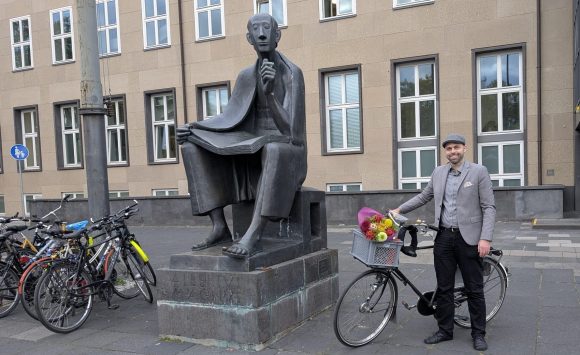 Felix Feldhofer promoviert magna cum laude: Neue Perspektiven auf Fahrradinfrastruktur in den Niederlanden